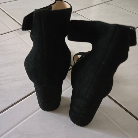 Jeffrey Campbell Lindsay Black Suede Heeled Sandals 7 - Picture 4 of 7